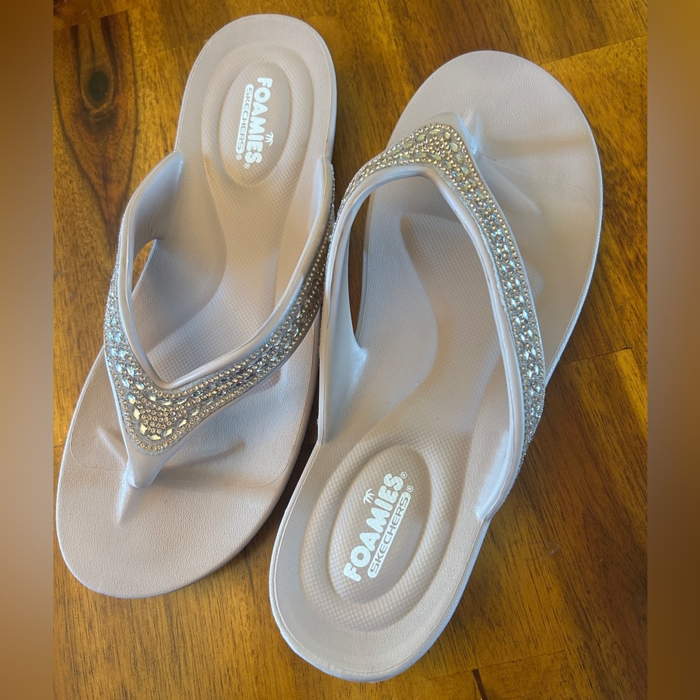 Skechers Women's Foamies Rhinestone Sandals 9